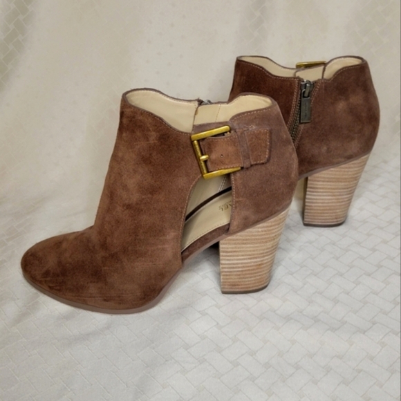 Michael Kors cognac suede leather boots heel with zipper and gold buckle size 10 - Picture 6 of 16